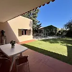Green Paradise House Pool Garden